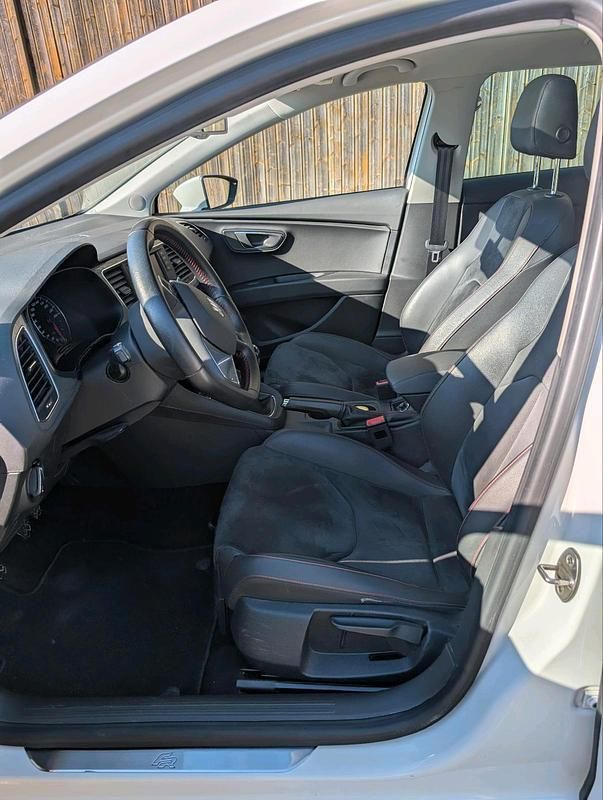 Gebraucht Seat Leon ST FR 180 PS (132 kW) 2015 Weiß Kombi