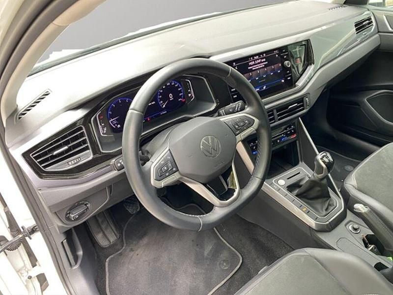 Gebraucht VW Polo Style 95 PS (69 kW) 2022 Pure white Kleinwagen