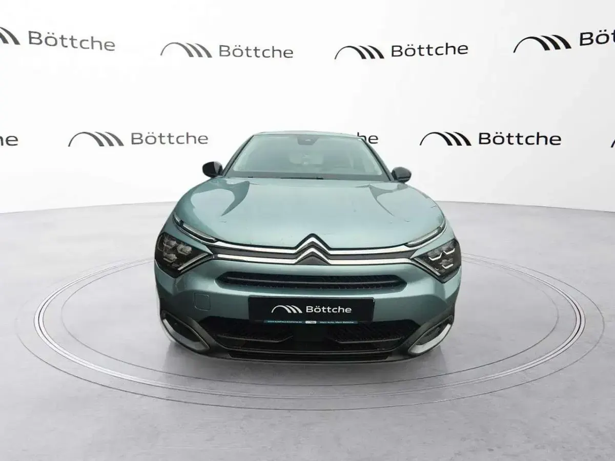 Gebraucht Citroën C4 PureTech 131 PS (96 kW) 2023 Lackierung olbia blau/typ aussenverkleidung metalliclackierung Limousine