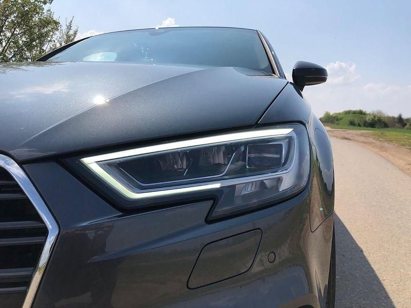 Gebraucht Audi A3 S-Line 150 PS (110 kW) 2017 Grau Limousine