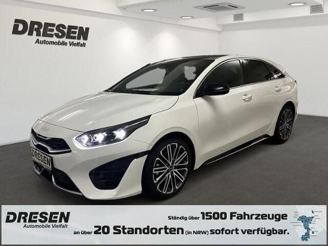 Gebraucht Kia ProCeed GT-Line 140 PS (102 kW) 2024 1k) black pearl m (schwarz Kleinwagen
