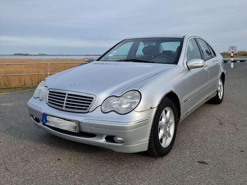 Occasion Mercedes C180 Elegance 143 ch (105 kW) 2002 Argent Berline