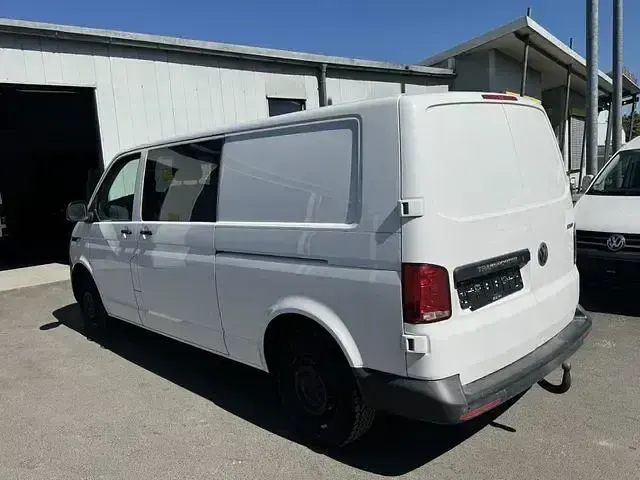 Second-hand VW Transporter 150 CP (110 kW) 2020 Alb Van