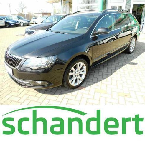 Schwarz metallic Gebraucht 2014 Skoda Superb Exclusive Kombi | 24.850 € - Bild 1/4