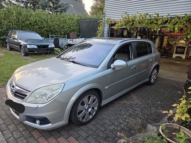 Silber Gebraucht 2007 Opel Signum Cosmo Kombi | 1.800 € (Superpreis) - Bild 1/4