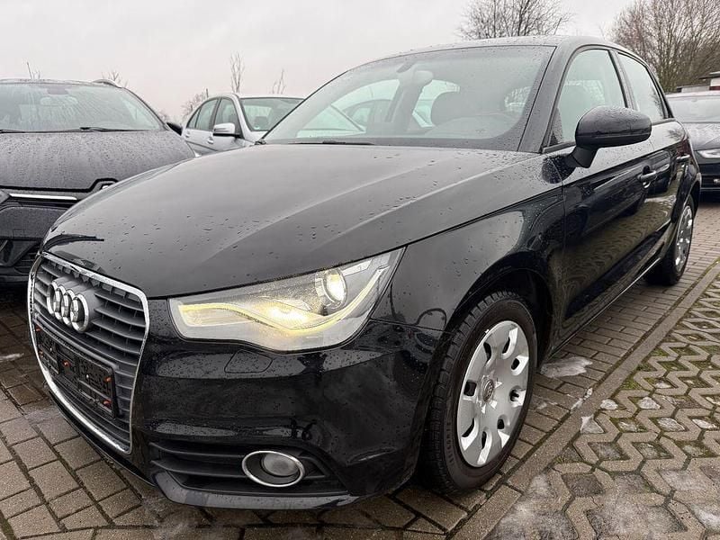 Schwarz Gebraucht 2012 Audi A1 Sportback Attraction Kleinwagen | 6.400 € (Guter Preis) - Bild 1/4