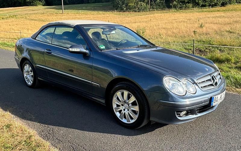Grau Gebraucht 2006 Mercedes CLK280 Cabrio | 7.900 € (Teuer) - Bild 1/4