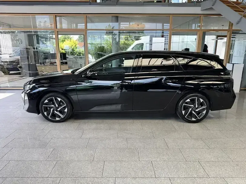 Gebraucht Peugeot 308 SW Allure 131 PS (96 kW) 2025 Schwarz perlanera (metallic) Kombi
