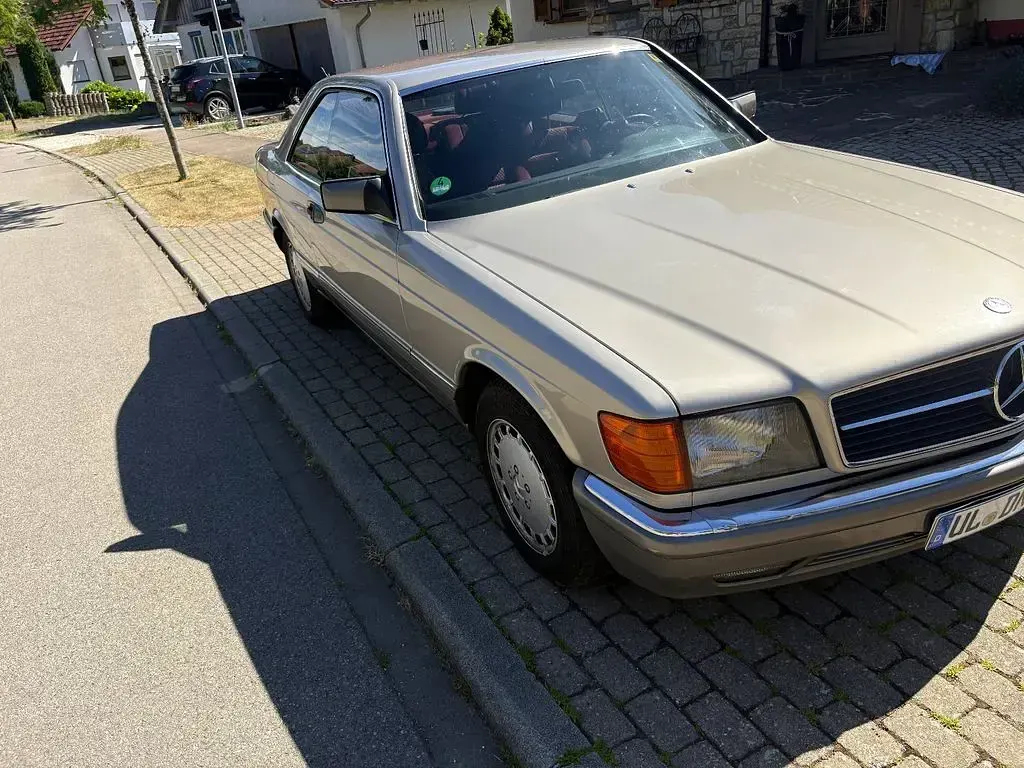 Gebraucht Mercedes 420 204 PS (150 kW) 1986 Gold Coupé