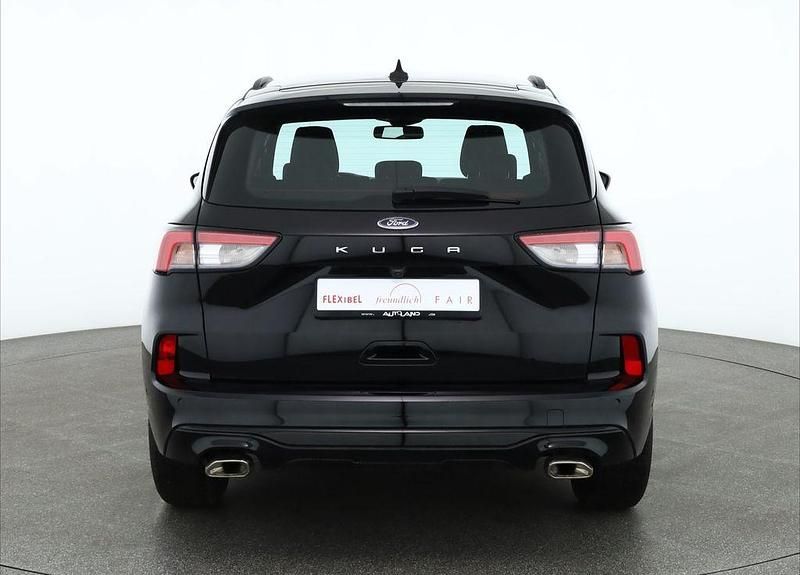 Gebraucht Ford Kuga ST-Line 150 PS (110 kW) 2023 Schwarz SUV