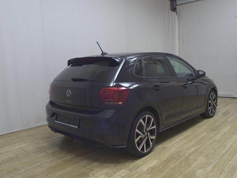 Gebraucht VW Polo Pro 207 PS (152 kW) 2021 Schwarz Kleinwagen