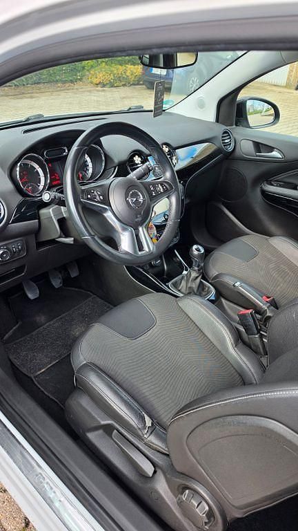 Gebraucht Opel Adam 69 PS (50 kW) 2013 Weiß Kleinwagen