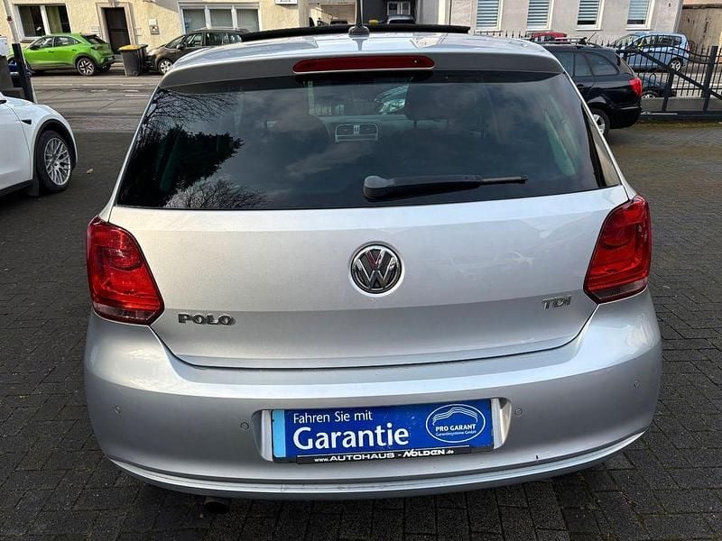 Gebraucht VW Polo Match 90 PS (66 kW) 2013 Reflexsilbermetallic Kleinwagen