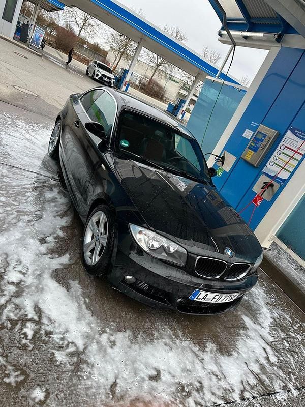 Gebraucht BMW 125 Coupé 265 PS (194 kW) 2008 Schwarz Coupé