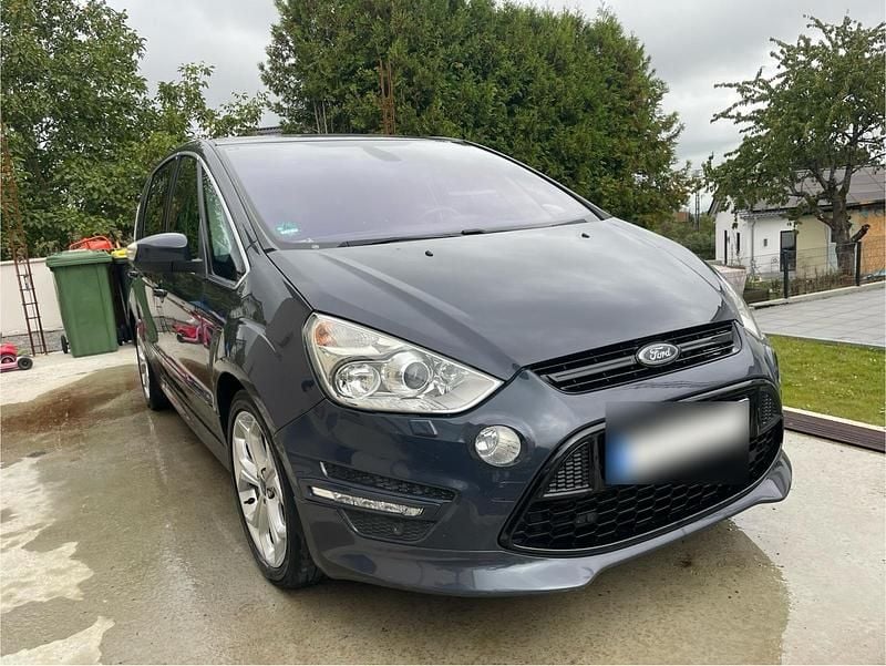 Gebraucht Ford S-MAX Titanium S 200 PS (147 kW) 2013 Blau Van / Kleinbus