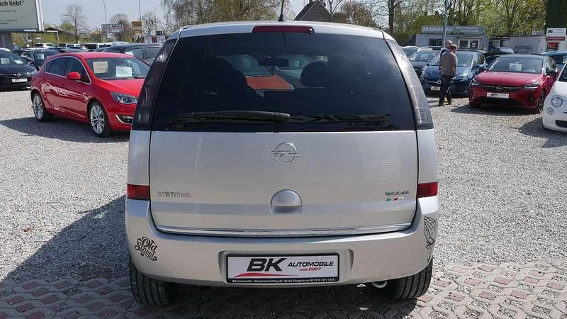 Second-hand Opel Meriva 90 CP (66 kW) 2010 Argintiu Monovolum