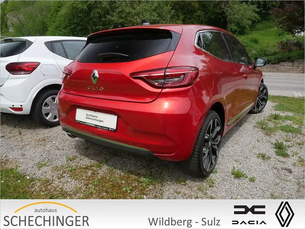 Gebraucht Renault Clio V Techno 140 PS (102 kW) 2023 Rot / dezirrot (metallic) Kleinwagen