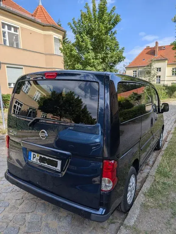 Gebraucht Nissan Evalia 110 PS (80 kW) 2012 Blau Van / Kleinbus