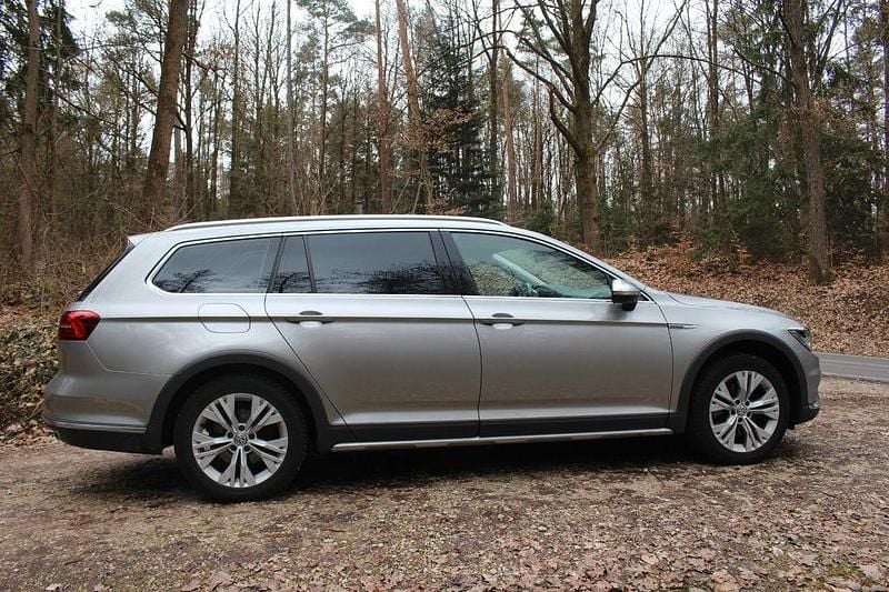 Gebraucht VW Passat Alltrack 190 PS (139 kW) 2016 Grau Kombi