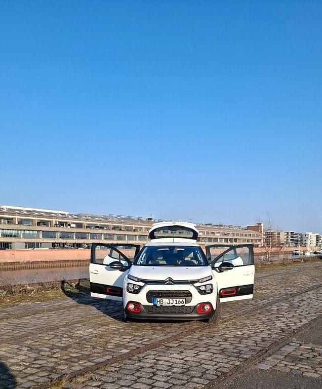 Gebraucht Citroën C3 Live 83 PS (61 kW) 2021 Weiß Kleinwagen