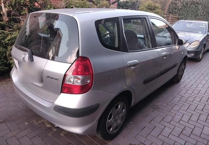 Gebraucht Honda Jazz 78 PS (57 kW) 2004 Silber Kleinwagen