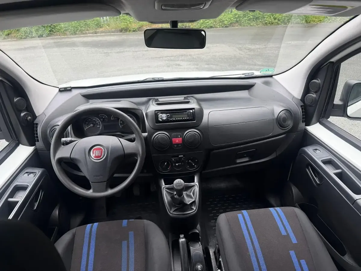 Gebraucht Fiat Fiorino 75 PS (55 kW) 2011 Weiß Van / Kleinbus