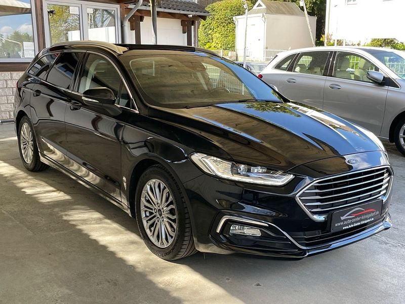 Gebraucht Ford Mondeo Titanium 150 PS (110 kW) 2021 Schwarz Kombi