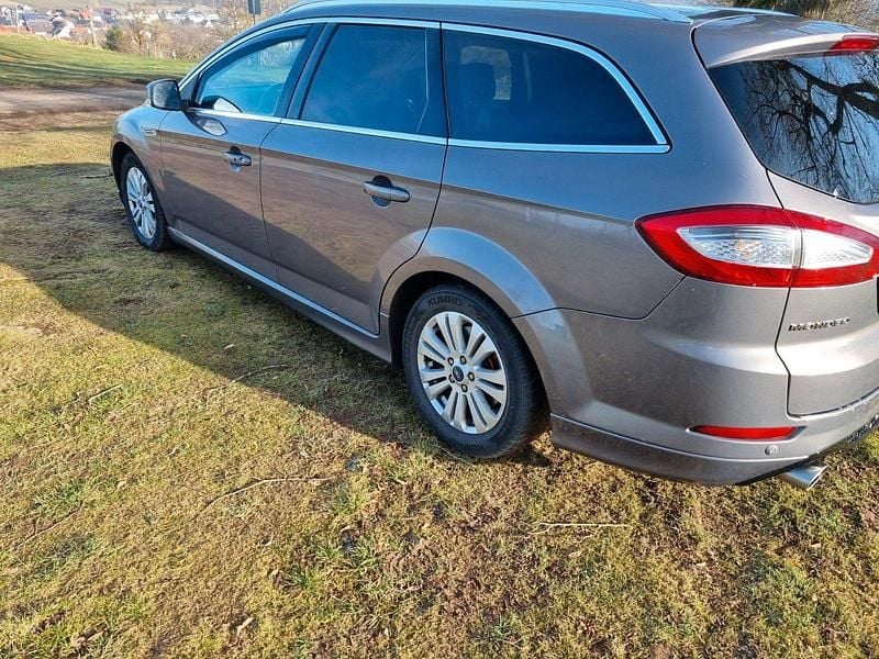 Gebraucht Ford Mondeo Titanium S 200 PS (147 kW) 2013 Braun Kombi