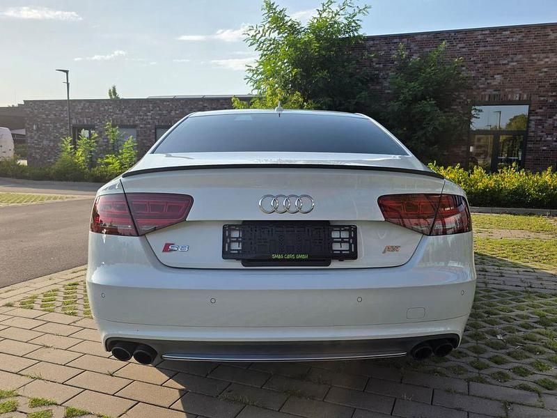 Gebraucht Audi S8 Sport 519 PS (381 kW) 2013 Weiß Limousine