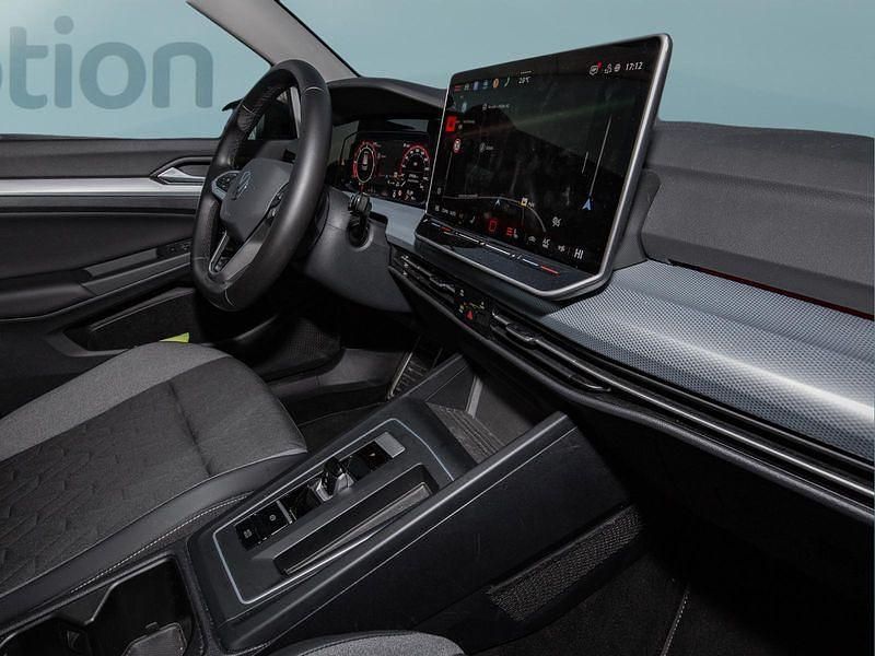 Gebraucht VW Golf VIII 150 PS (110 kW) 2025 Weiß Kleinwagen