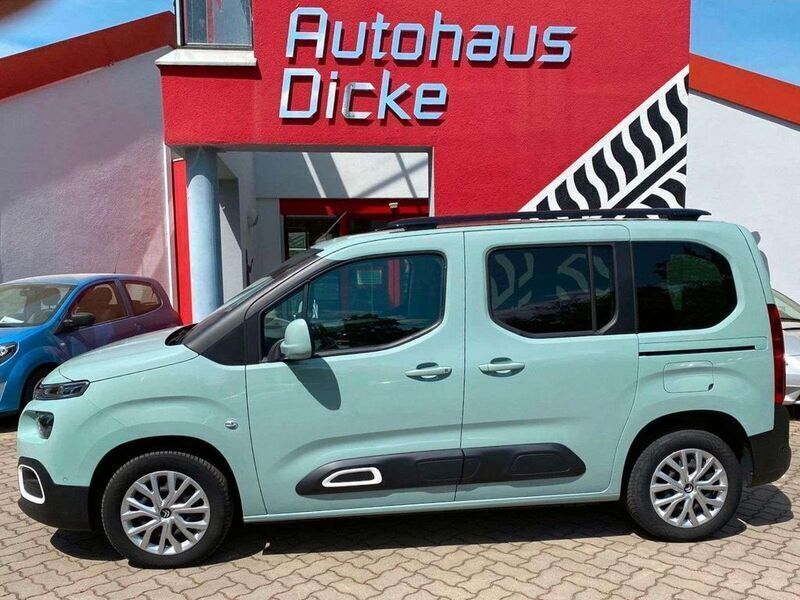 Gebraucht Citroën Berlingo Shine 131 PS (96 kW) 2018 Gruen devon Van / Kleinbus
