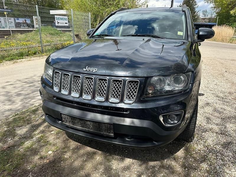 Usado Jeep Compass Limited 170 HP (125 kW) 2013 Preto SUV