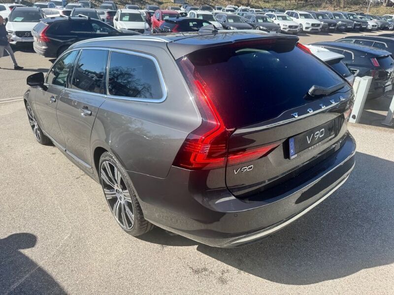 Gebraucht Volvo V90 Ultimate 197 PS (144 kW) 2023 Grau Kombi