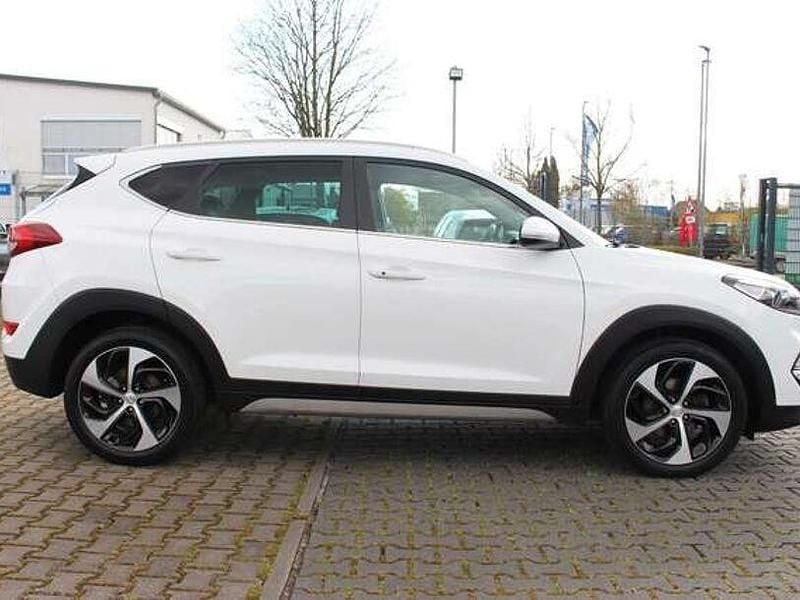 Gebraucht Hyundai Tucson 132 PS (97 kW) 2017 Weiss SUV