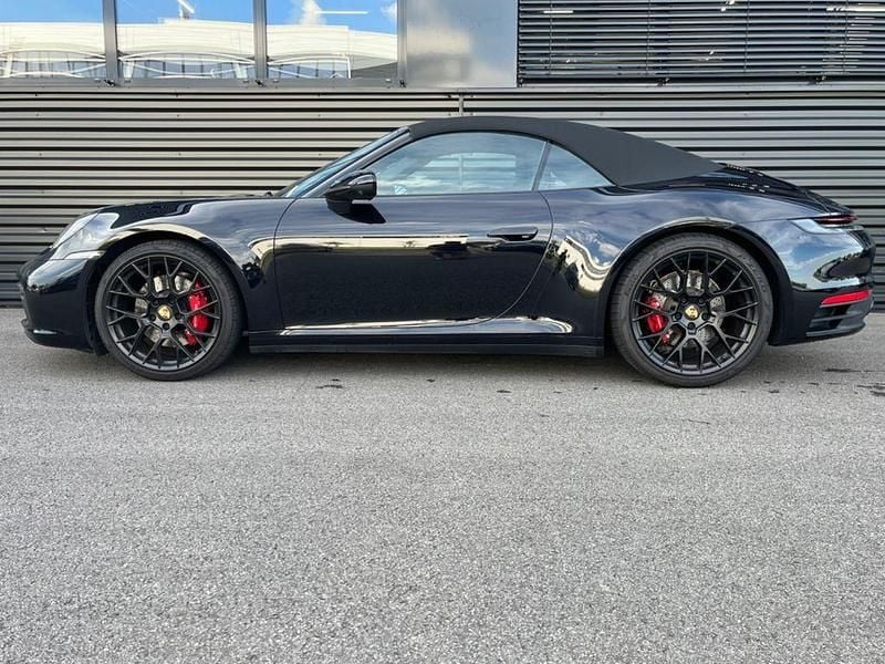 2t tiefschwarzmetallic Gebraucht 2024 Porsche 911 Carrera 4S Cabriolet Chrono Cabrio | 142.700 € (Superpreis) - Bild 1/4