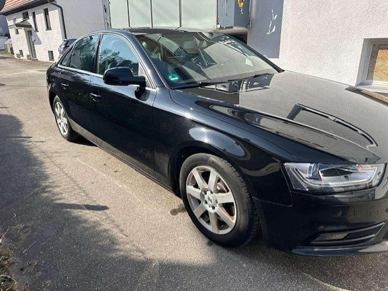 Gebraucht Audi A4 Ambition 150 PS (110 kW) 2015 Mythosschwarz metallic Limousine