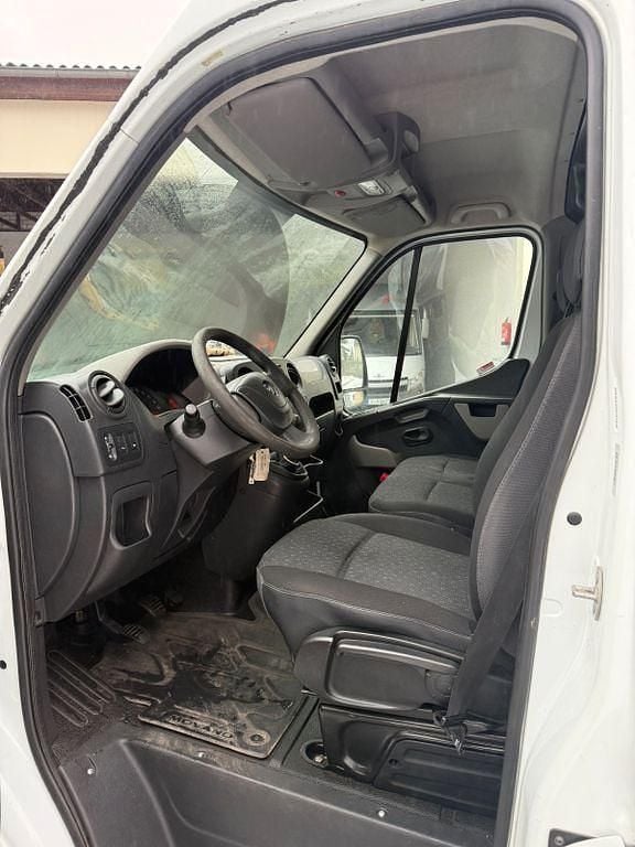 Gebraucht Opel Movano 145 PS (106 kW) 2017 Weiß Van / Kleinbus