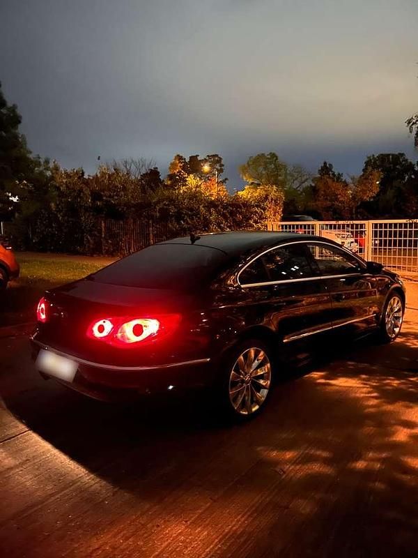 Gebraucht VW Passat 272 PS (200 kW) 2010 Schwarz Limousine