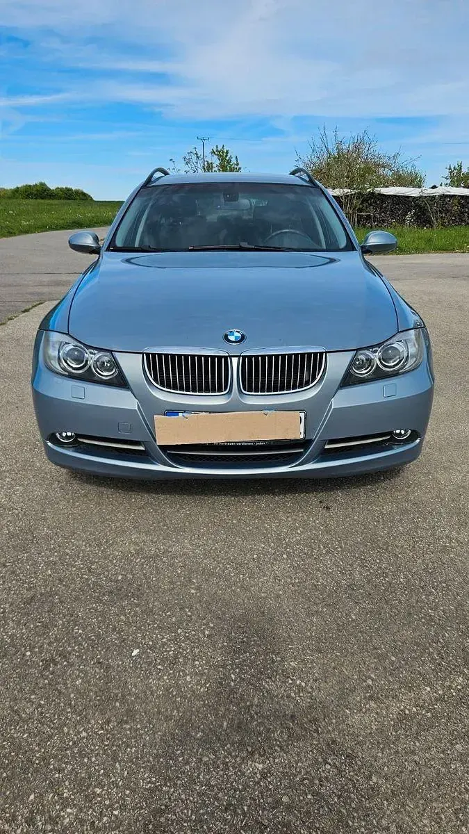 Używany BMW 330 Shadowline 231 KM (169 kW) 2006 Niebieski Kombi