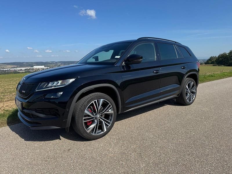 Schwarz Gebraucht 2021 Skoda Kodiaq RS SUV | 42.500 € (Etwas zu teuer) - Bild 1/4