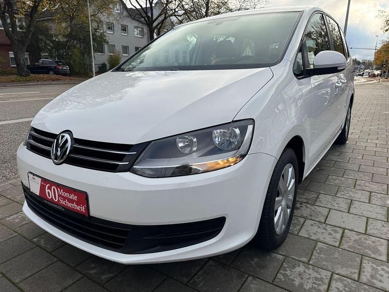 Gebraucht VW Sharan Trendline 150 PS (110 kW) 2012 Weiß Van / Kleinbus