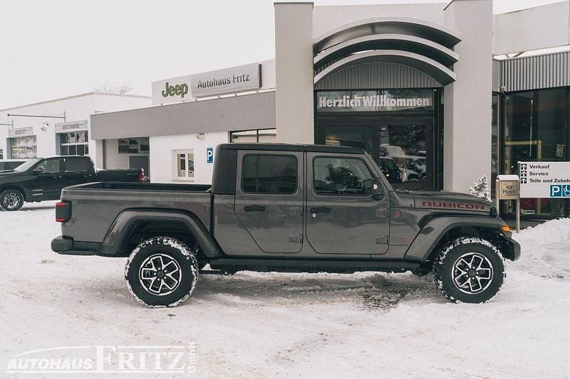 Neu Jeep Gladiator Rubicon 284 PS (208 kW) 2026 Grau Abholung