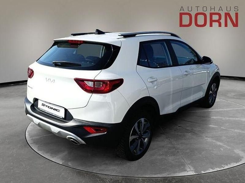 Gebraucht Kia Stonic Vision 101 PS (74 kW) 2022 Weiß SUV
