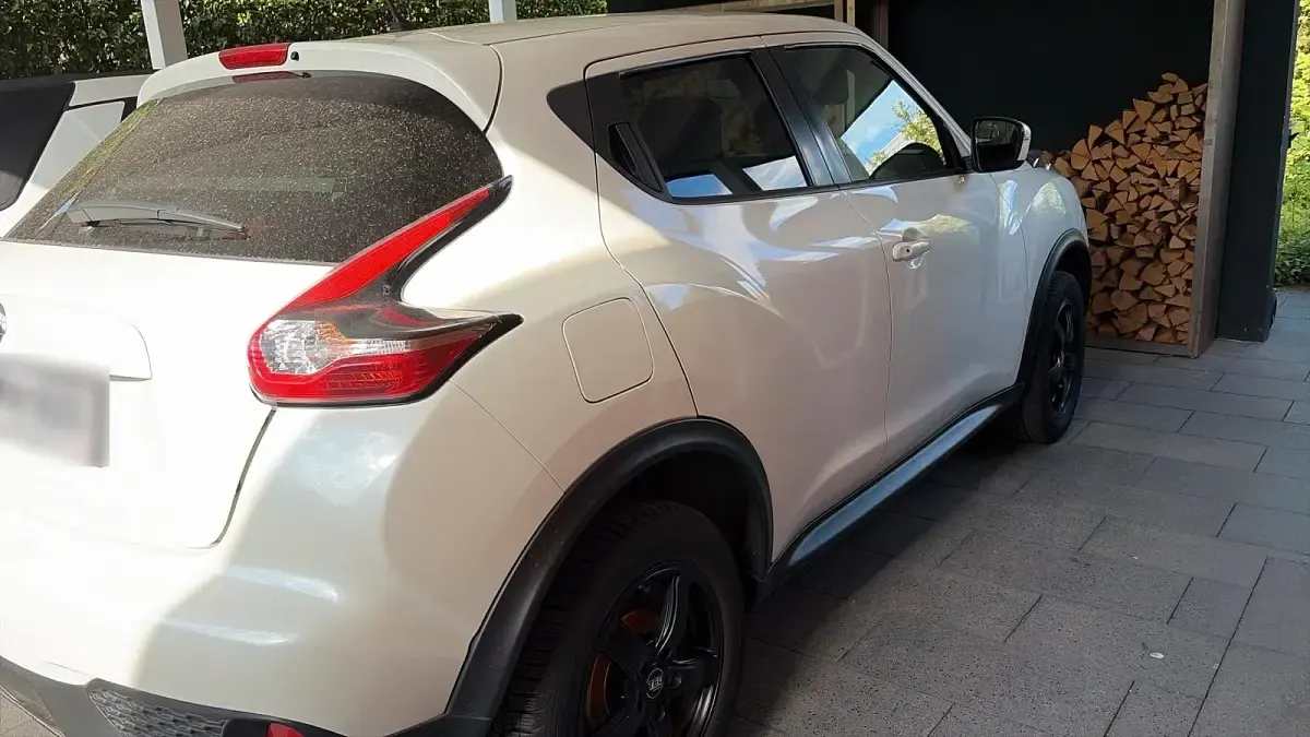 Gebraucht Nissan Juke 117 PS (86 kW) 2016 Weiß SUV
