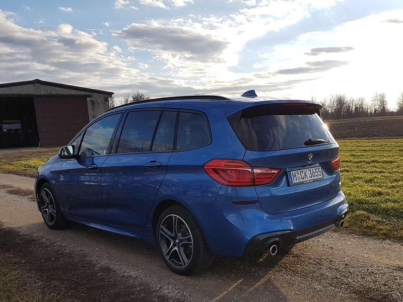 Gebraucht BMW 220 M Sport 192 PS (141 kW) 2018 Blau Kombi