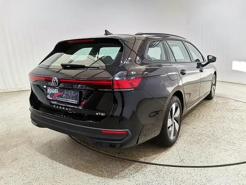 Second-hand VW Passat 150 CP (110 kW) 2024 Negru Break