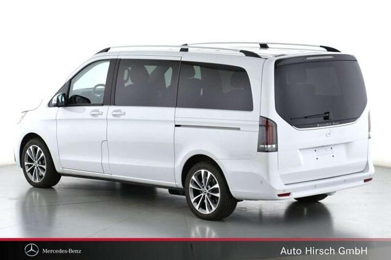 Gebraucht Mercedes V220 Style 163 PS (119 kW) 2024 Bergkristallweiß Van / Kleinbus