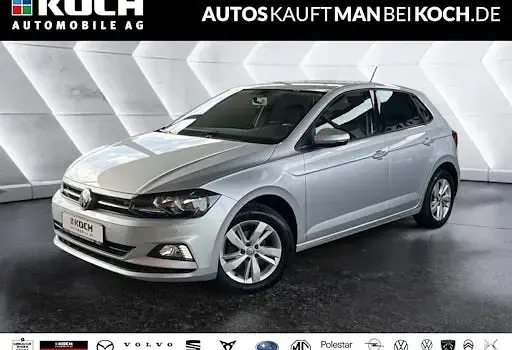 Gebraucht VW Polo Comfortline 65 PS (47 kW) 2018 Silber Kleinwagen