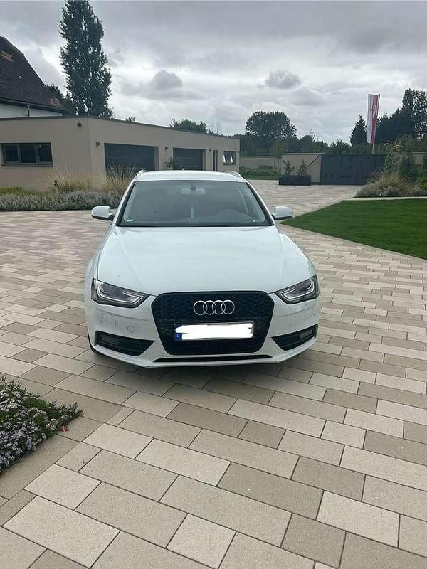 Gebraucht Audi A4 Ambiente 120 PS (88 kW) 2014 Kombi