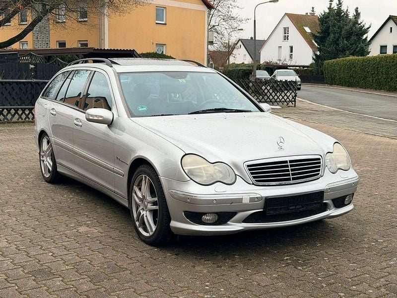 Silber Gebraucht 2003 Mercedes C32 AMG AMG Limousine | 6.300 € - Bild 1/4